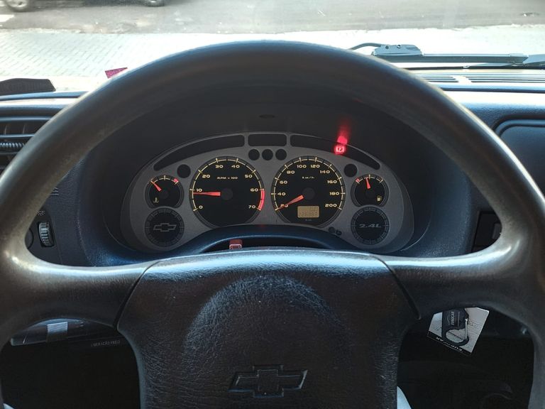 Chevrolet BLAZER ADVANTAGE 2.4 GASOLINA
