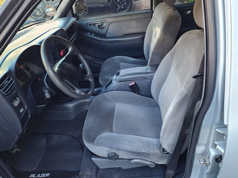 Chevrolet BLAZER ADVANTAGE 2.4 GASOLINA