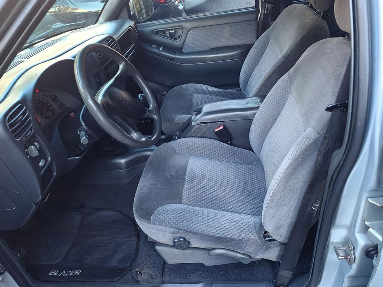 Chevrolet BLAZER ADVANTAGE 2.4 GASOLINA