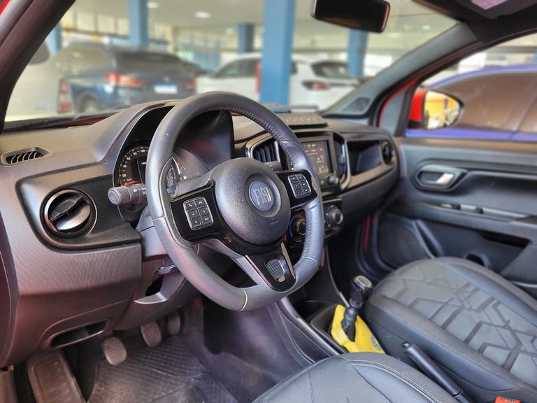 Fiat Strada Volcano 1.3 Flex 8V CD