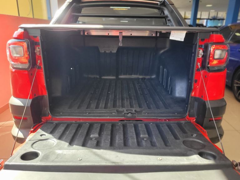 Fiat Strada Volcano 1.3 Flex 8V CD