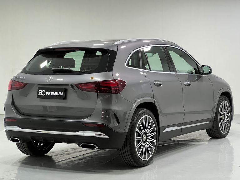 Mercedes GLA 200 AMG Line 1.3 16V TB Aut.(Híb.)