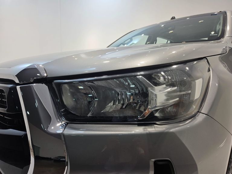 Toyota Hilux CD SR 4x4 2.8 TDI Diesel Aut.