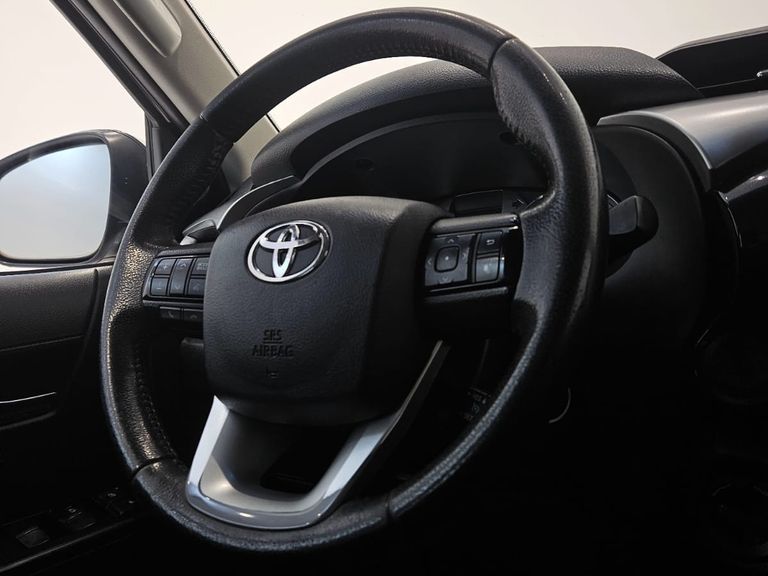 Toyota Hilux CD SR 4x4 2.8 TDI Diesel Aut.
