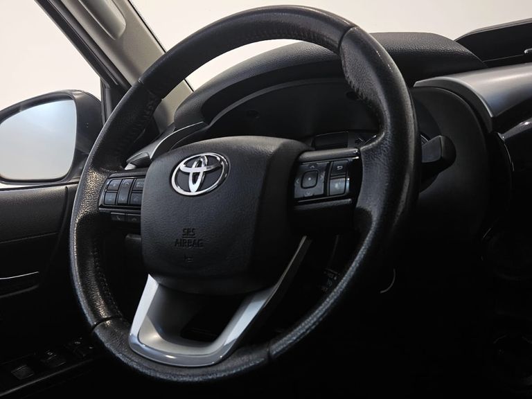 Toyota Hilux CD SR 4x4 2.8 TDI Diesel Aut.