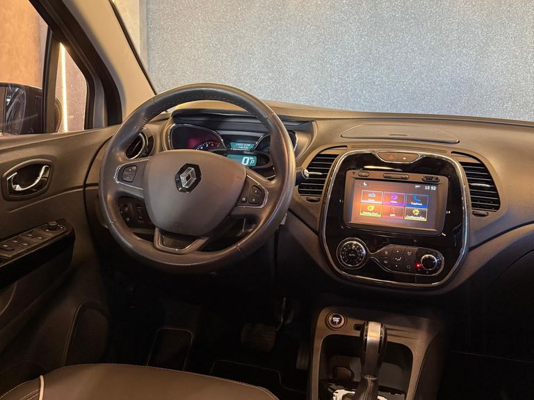 Renault CAPTUR Intense 2.0 16V Flex 5p Aut.