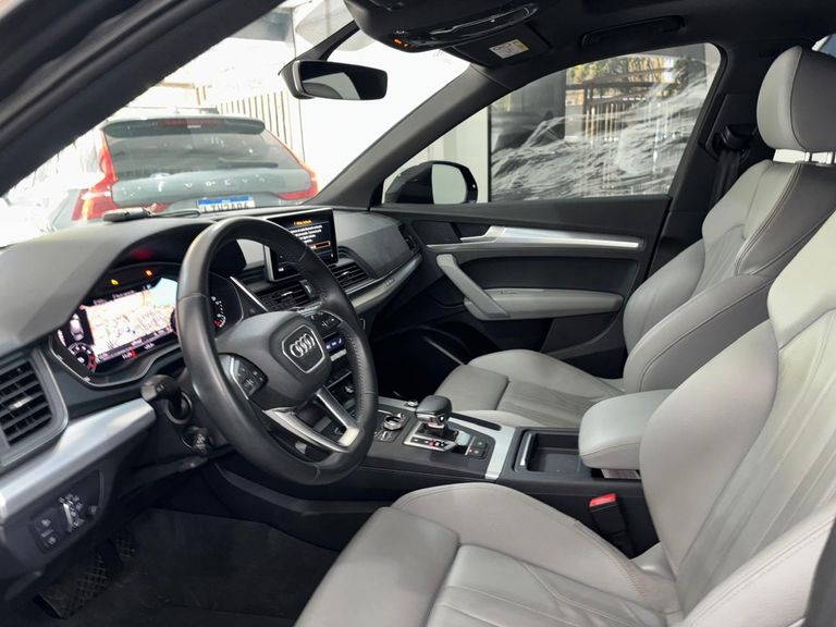 Audi Q5 S-Line 2.0 TFSI Quattro S-tronic