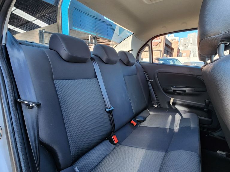 VolksWagen VOYAGE 1.6 MSI Flex 8V 4p