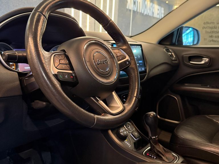 Jeep COMPASS TRAILHAWK 2.0 4x4 Dies. 16V Aut.