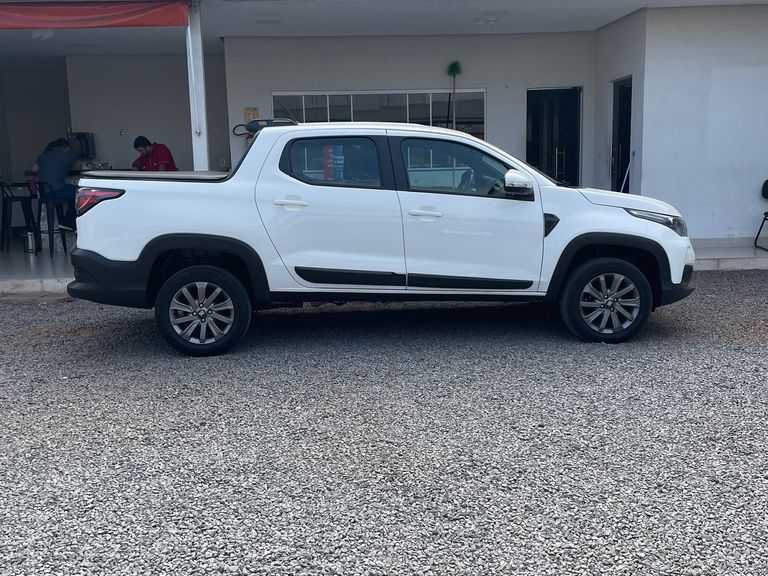 Fiat Strada Freedom 1.3 Flex 8V CD