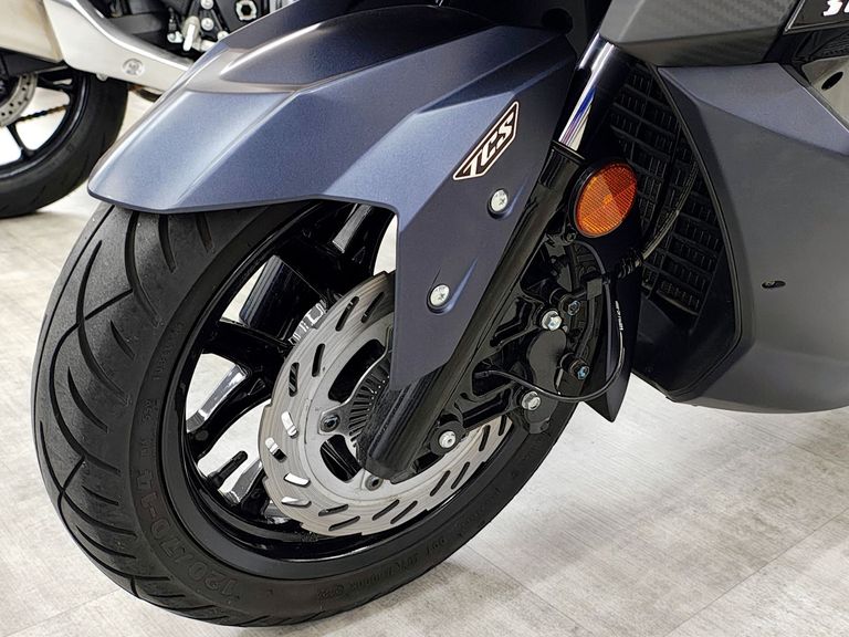 DAFRA CRUISYM 300 