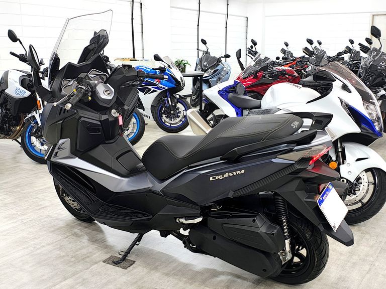DAFRA CRUISYM 300 