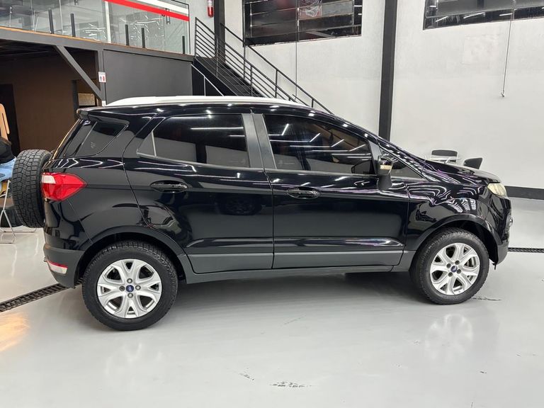 Ford EcoSport TITANIUM 2.0 16V Flex 5p Aut.