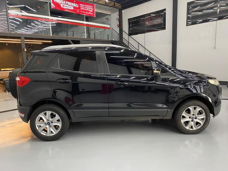 Ford EcoSport TITANIUM 2.0 16V Flex 5p Aut.