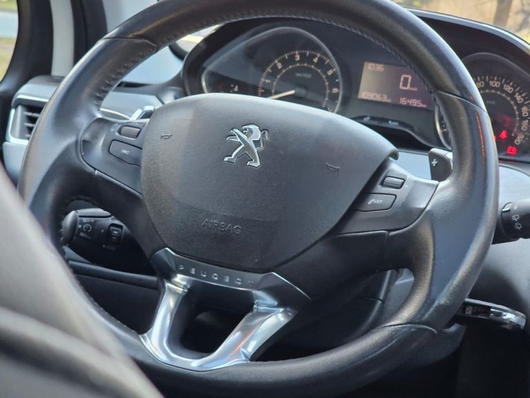 Peugeot 208 Allure 1.6 Flex 16V 5p Aut.