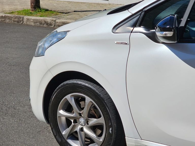 Peugeot 208 Allure 1.6 Flex 16V 5p Aut.