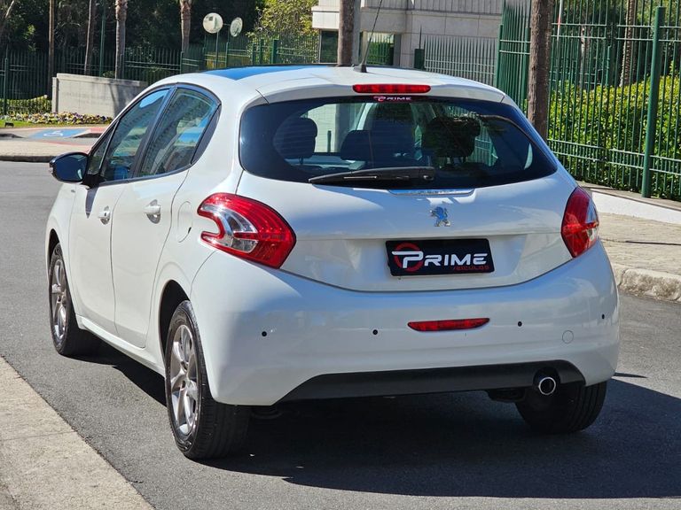 Peugeot 208 Allure 1.6 Flex 16V 5p Aut.
