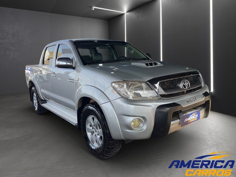 Toyota Hilux CD SRV D4-D 4x4 3.0 TDI Diesel Aut