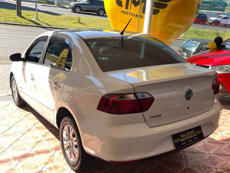 VolksWagen VOYAGE Comfortline  1.0 T.Flex 8V 4p