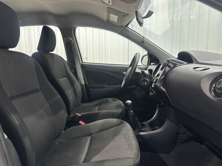 Toyota ETIOS X Sedan 1.5 Flex 16V 4p Mec.