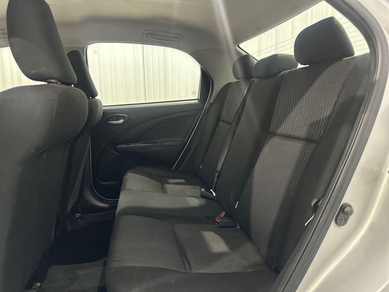 Toyota ETIOS X Sedan 1.5 Flex 16V 4p Mec.
