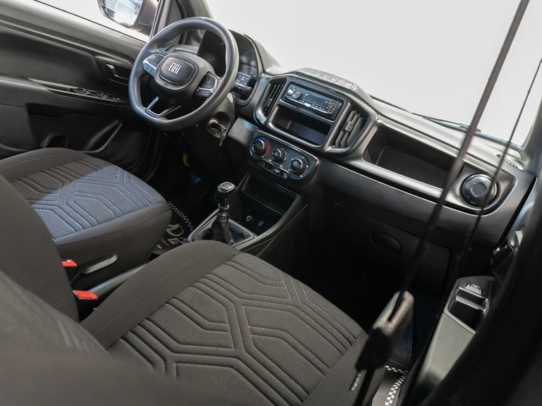 Fiat Strada Freedom 1.3 Flex 8V CD