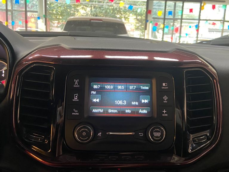 Fiat Toro Freedom 1.8 16V Flex Aut.