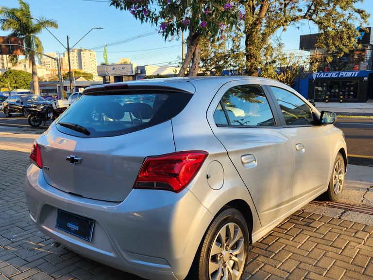 Chevrolet ONIX HATCH 1.0 12V Flex 5p Mec.