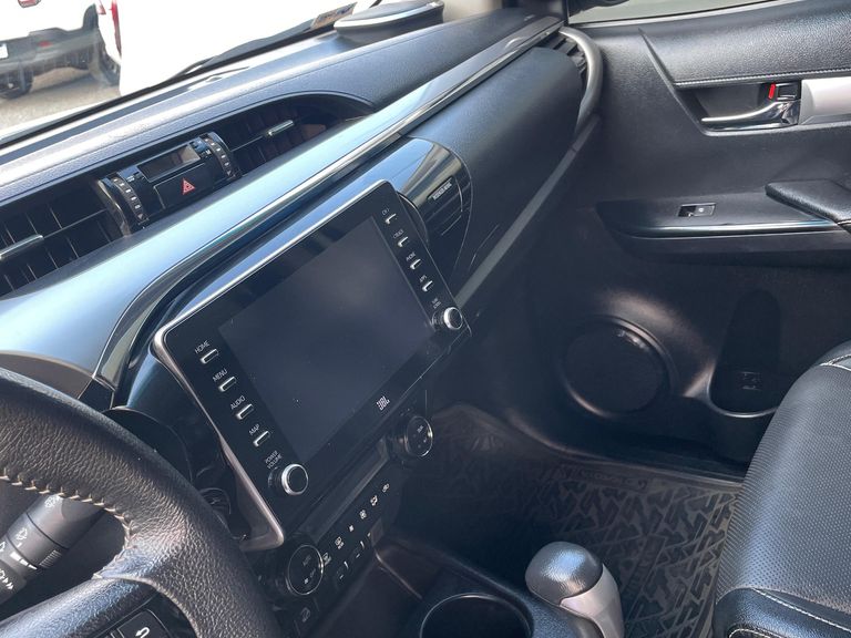 Toyota Hilux CD SRX 4x4 2.8 TDI 16V Diesel Aut.