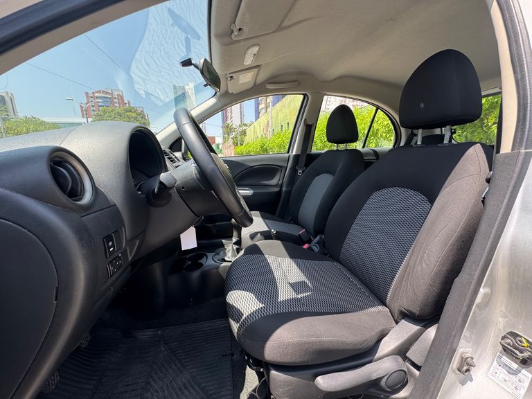 Nissan MARCH S 1.0 12V Flex 5p