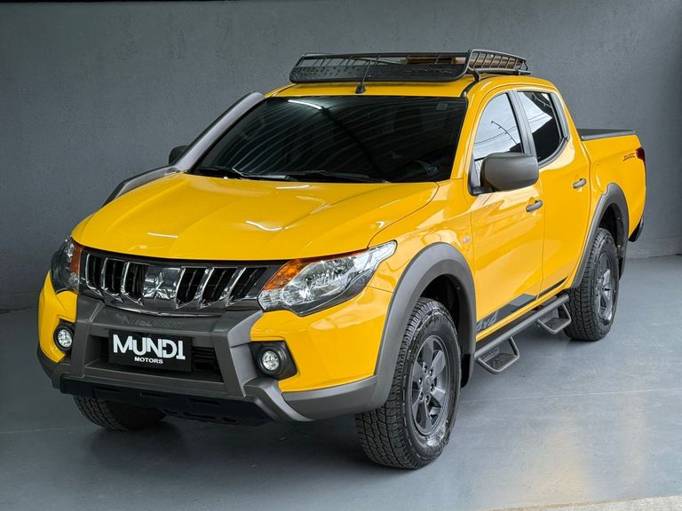 Mitsubishi L200 Triton Savana GLS 2.4 4x4 Die. Aut.