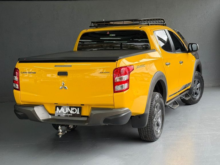 Mitsubishi L200 Triton Savana GLS 2.4 4x4 Die. Aut.