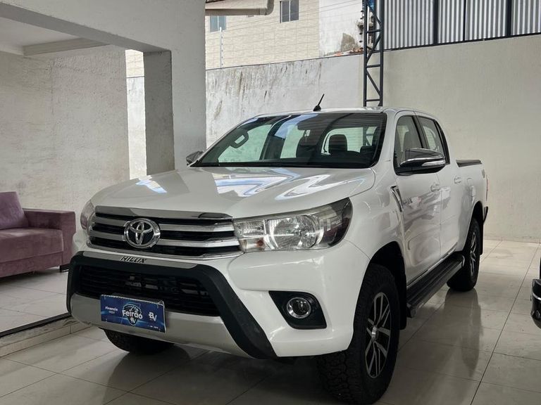 Toyota Hilux CD SRV 4x4 2.8 TDI Diesel Aut.