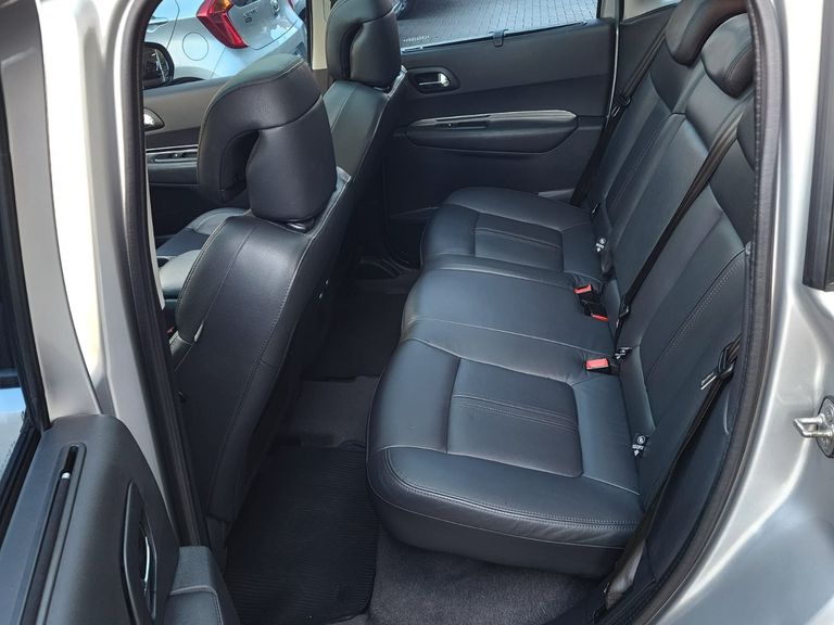 Peugeot 3008 Griffe 1.6 Turbo 16V 5p Aut.