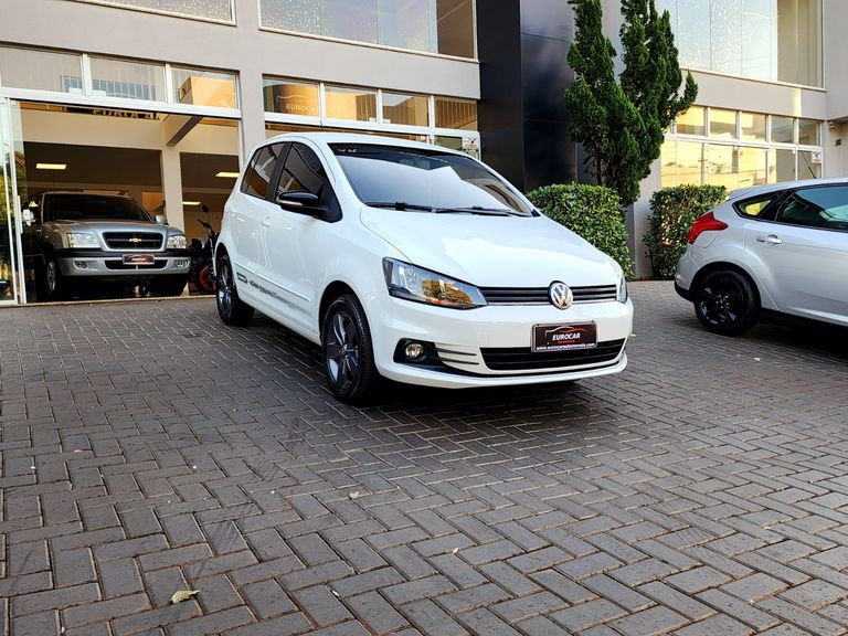 VolksWagen Fox Connect 1.6 Flex 8V 5p