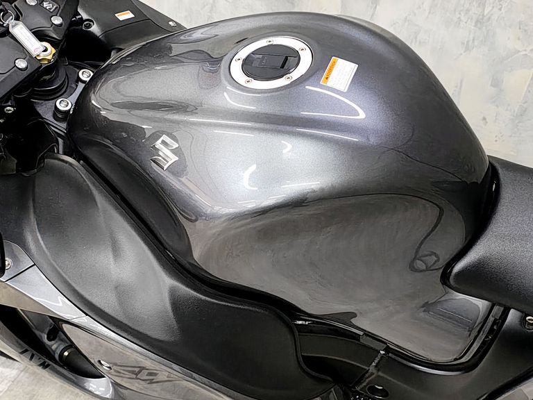 SUZUKI GSX 1300-R HAYABUSA