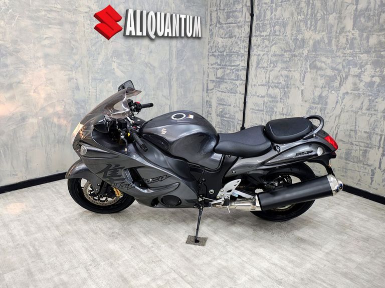 SUZUKI GSX 1300-R HAYABUSA