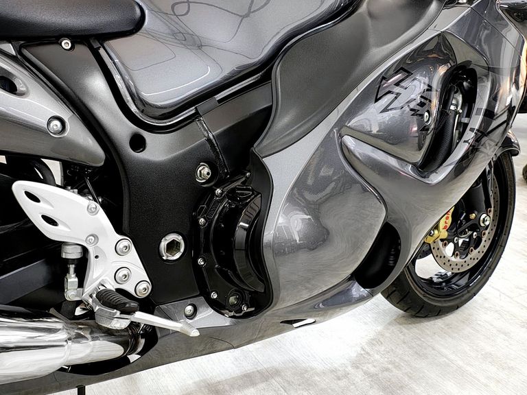 SUZUKI GSX 1300-R HAYABUSA