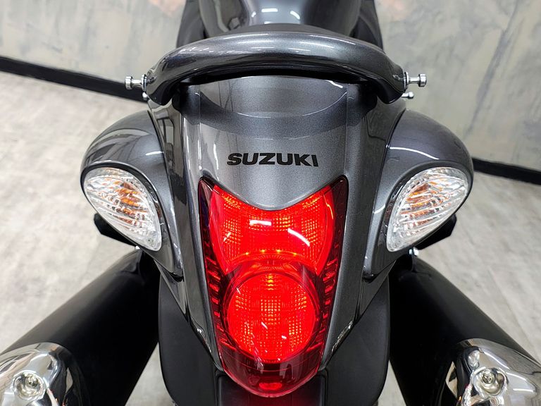 SUZUKI GSX 1300-R HAYABUSA