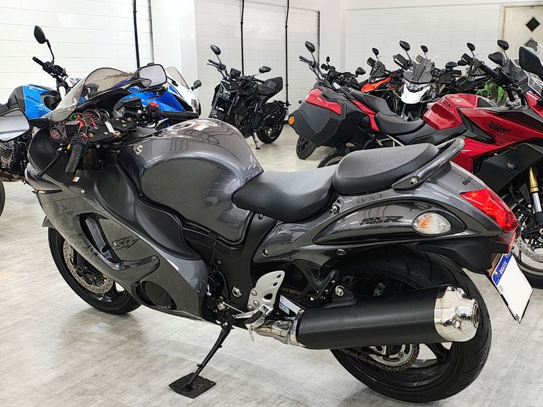 SUZUKI GSX 1300-R HAYABUSA