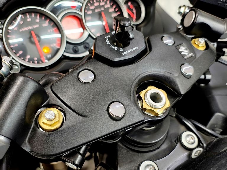 SUZUKI GSX 1300-R HAYABUSA