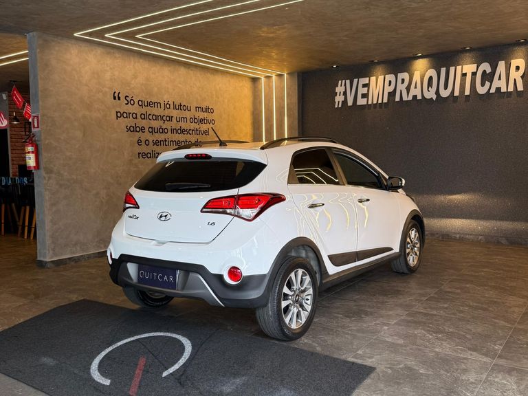 Hyundai HB20X Style 1.6 Flex 16v Mec.