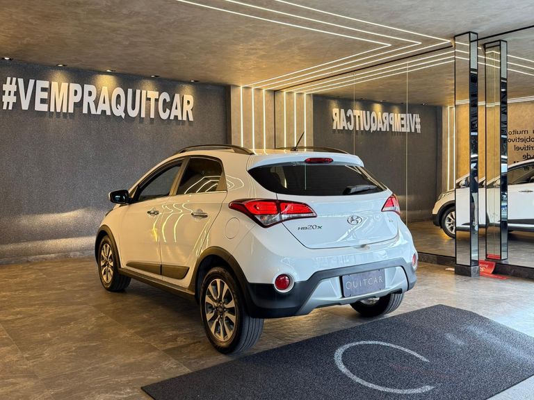 Hyundai HB20X Style 1.6 Flex 16v Mec.