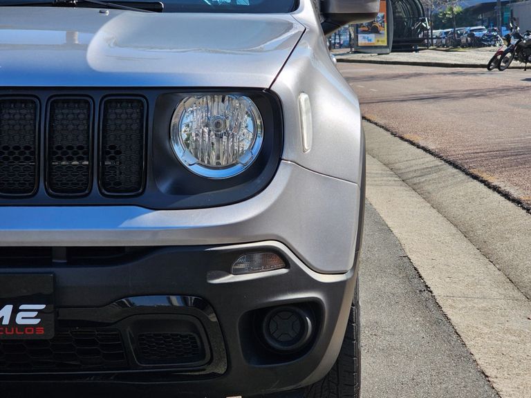 Jeep Renegade Sport 1.8 4x2 Flex 16V Aut.