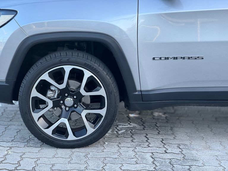 Jeep COMPASS LONGITUDE 2.0 4x4 Dies. 16V Aut.