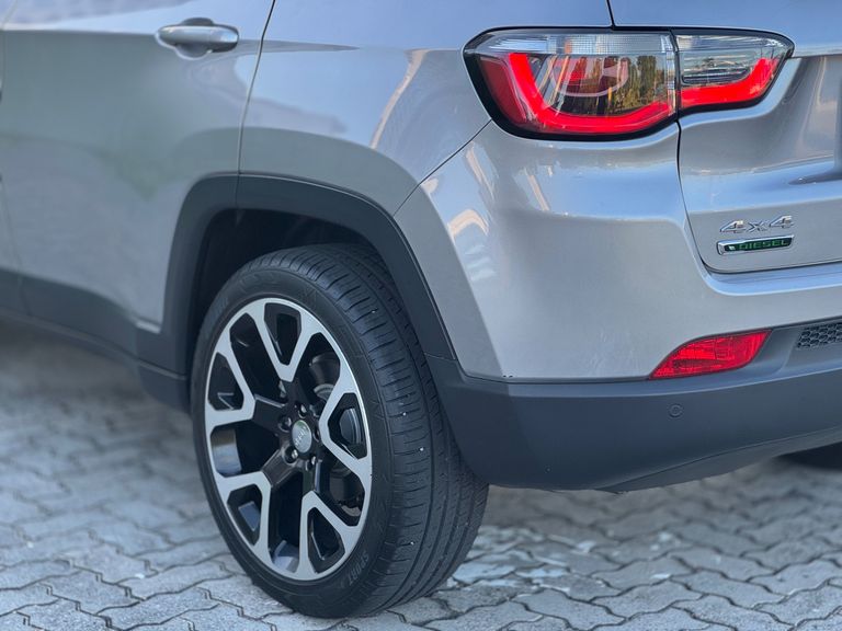 Jeep COMPASS LONGITUDE 2.0 4x4 Dies. 16V Aut.