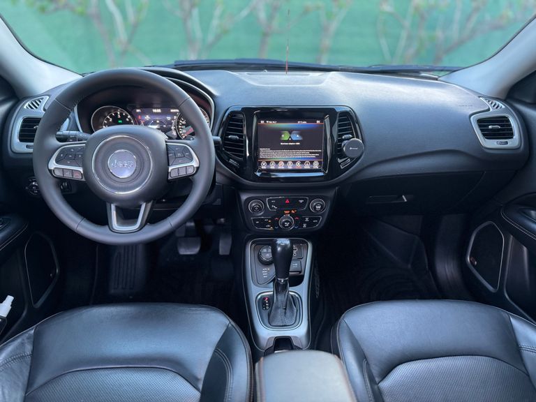 Jeep COMPASS LONGITUDE 2.0 4x4 Dies. 16V Aut.