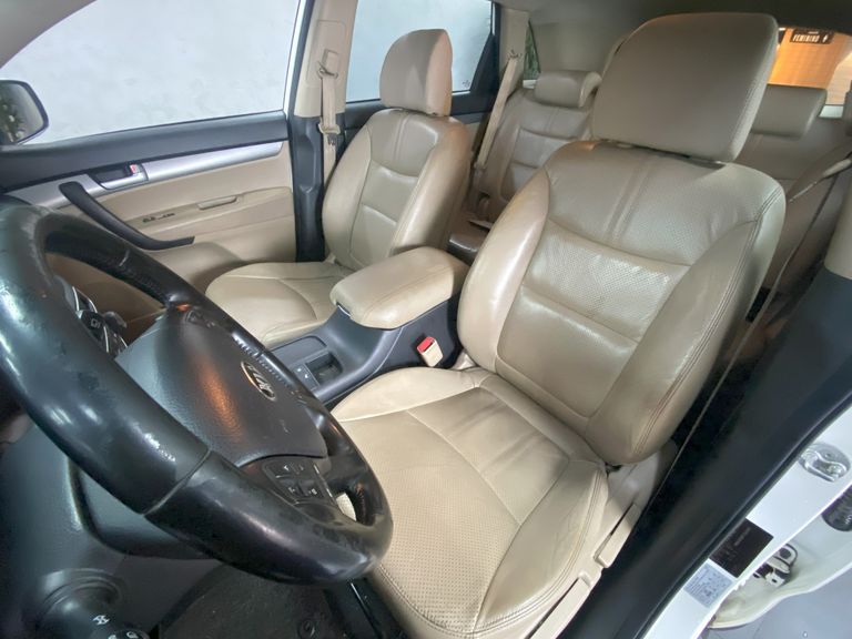 Kia Motors Sorento 2.4 16V 4x2 Aut.