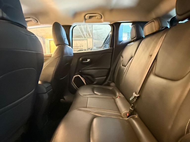 Jeep Renegade Longitude 1.8 4x2 Flex 16V Aut.