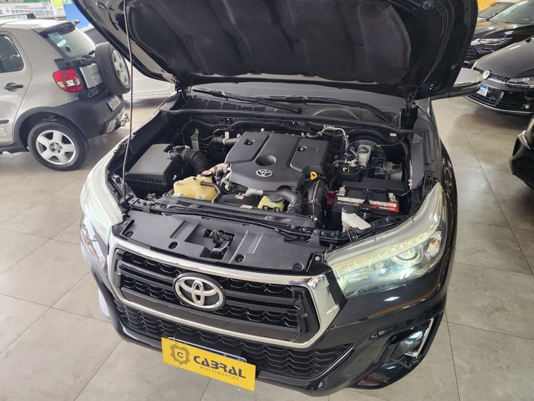 Toyota Hilux CD SRX 4x4 2.8 TDI 16V Diesel Aut.